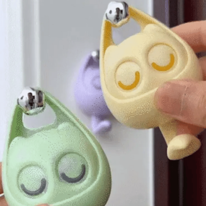 Cute Cartoon Face Wall Hook – Multicolor Key & Bag Holder